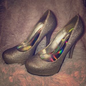 Sparkle shoes